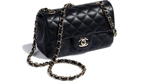 coco chanel taschen sale|Coco Chanel salon.